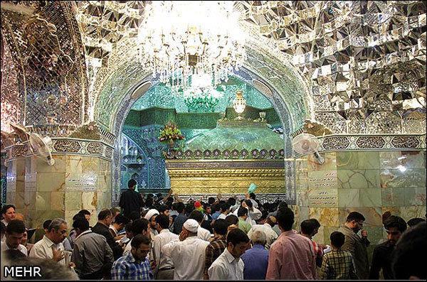 ارائه خدمات به بیش از 3 هزار گردشگر خارجی در حرم حضرت معصومه(س)